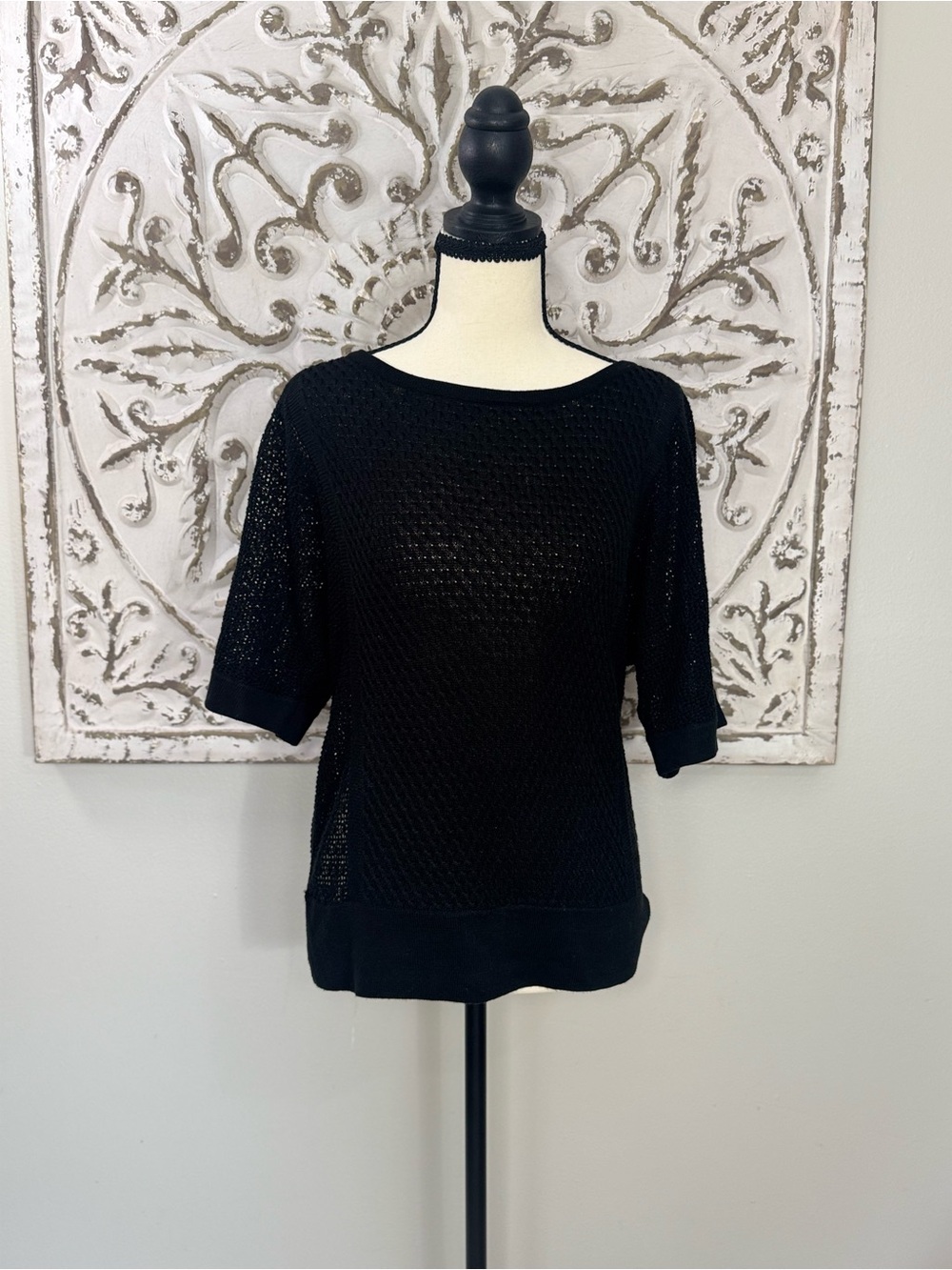 New York & Company Black Open Knit Sweater Top | Short Sleeve | Size M